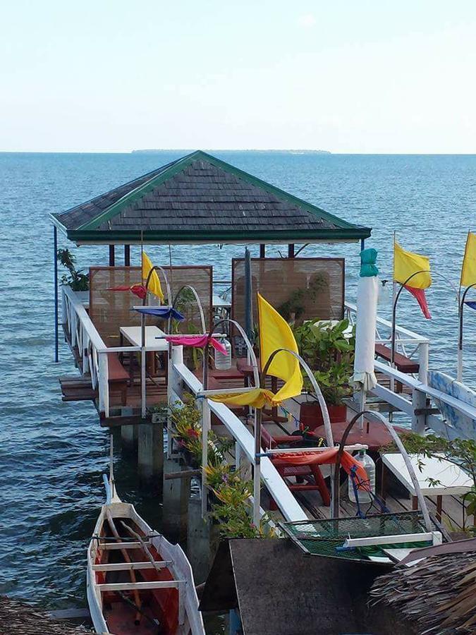 Peria Seafront Pensione Roxas  Luaran gambar