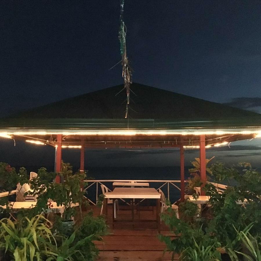 Peria Seafront Pensione Roxas  Luaran gambar